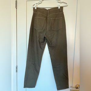 Aritzia Wilfred Free Straight Jeans in Olive